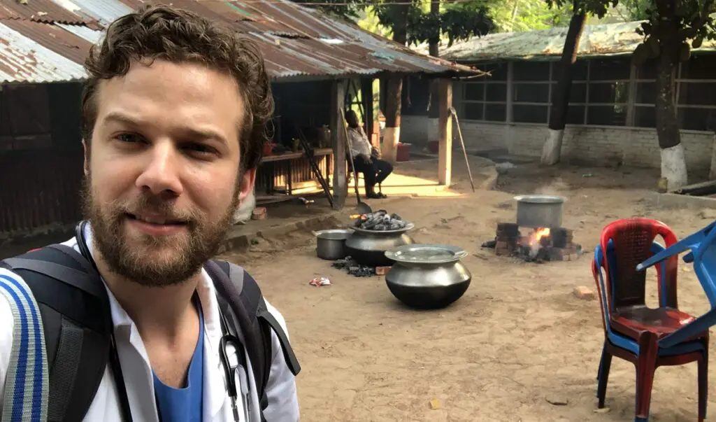 Yassine Abdeldjebbar, le médecin algérien qui vole au secours des Rohingyas en Birmanie
