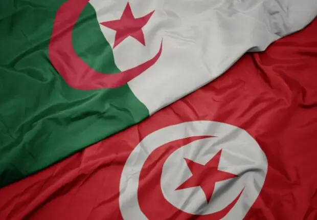 Algérie et Tunisie signent un accord-cadre de coopération dans le domaine du tourisme