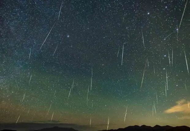 Une pluie d’étoiles filantes illuminera le ciel de l’Algérie ce soir : Comment et où l’observer ?