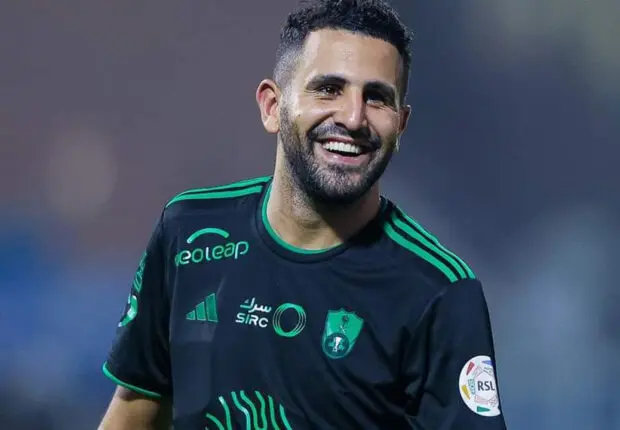 Riyad Mahrez sévèrement critiqué par une légende marocaine