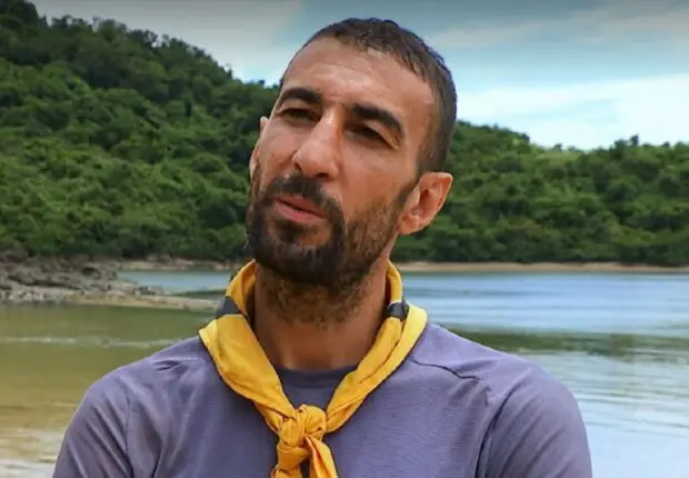 Koh-Lanta : l’Algérien Amri quitte le jeu juste avant la redoutable épreuve des poteaux