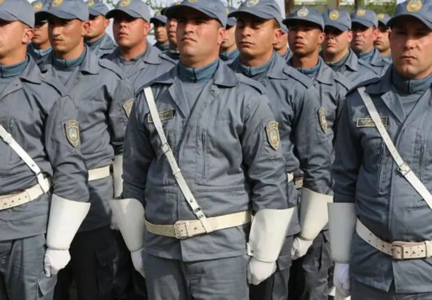 La Douane recrute plus de 600 officiers et agents : voici les wilayas concernés (2024)