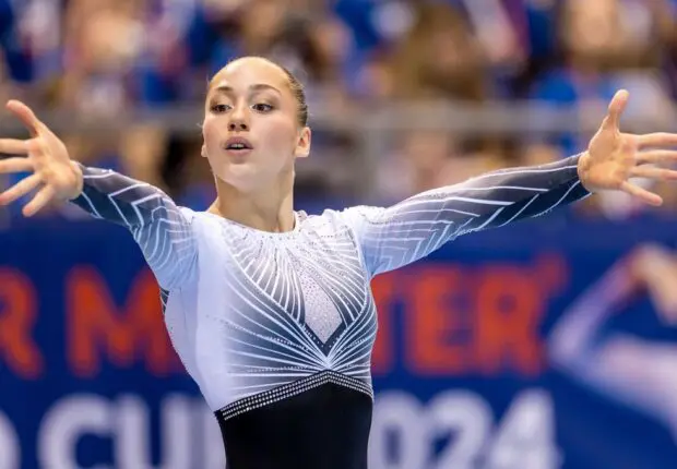 JO Paris 2024 : Kaylia Nemour qualifiée pour la finale des barres asymétriques et vise l’or