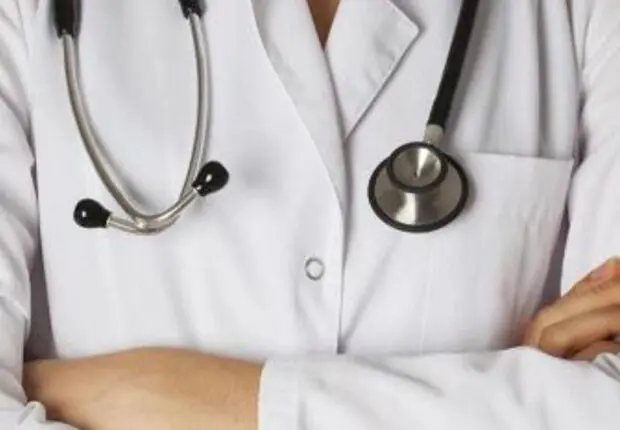 Gel des diplômes pour les médecins : Mesure durable ou temporaire ?