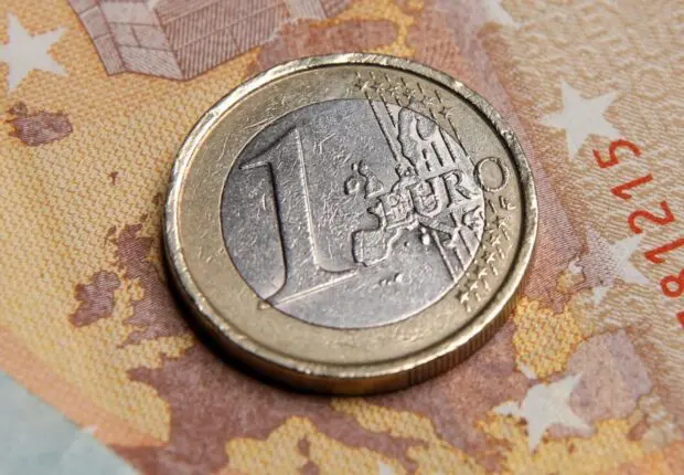 Banque d’Algérie et marché informel : Combien de dinars vaut un euro ce 19 juillet ?