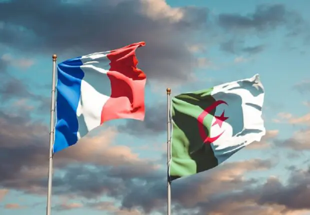 Crise Algérie-France : Alger aurait-elle gelé la reprise de ses ressortissants expulsés par Paris ?