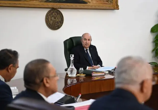 Rentrée scolaire, mafia de l’importation : Tebboune donne ses instructions au Conseil des ministres