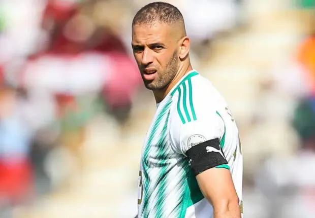 Islam Slimani de retour au CRB, 11 ans après
