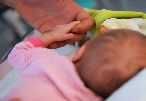 Hausse inquiétante de l’infertilité en Algérie : les médecins tirent la sonnette d’alarme