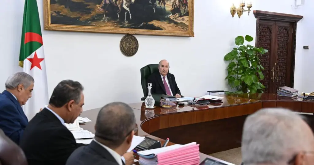 Tebboune impose un coup de frein aux « prix non justifiés » : l’APOCE salue l’initiative