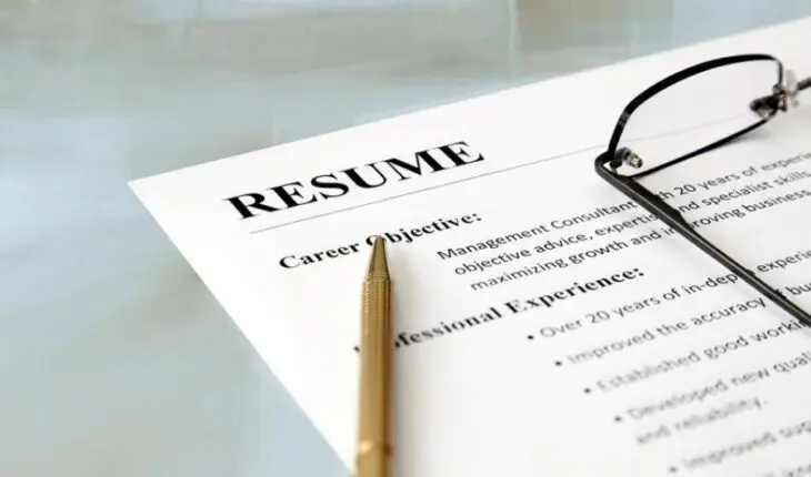 Le choix du modèle de CV est souvent sous-estimé, pourtant il influence grandement la perception du recruteur.