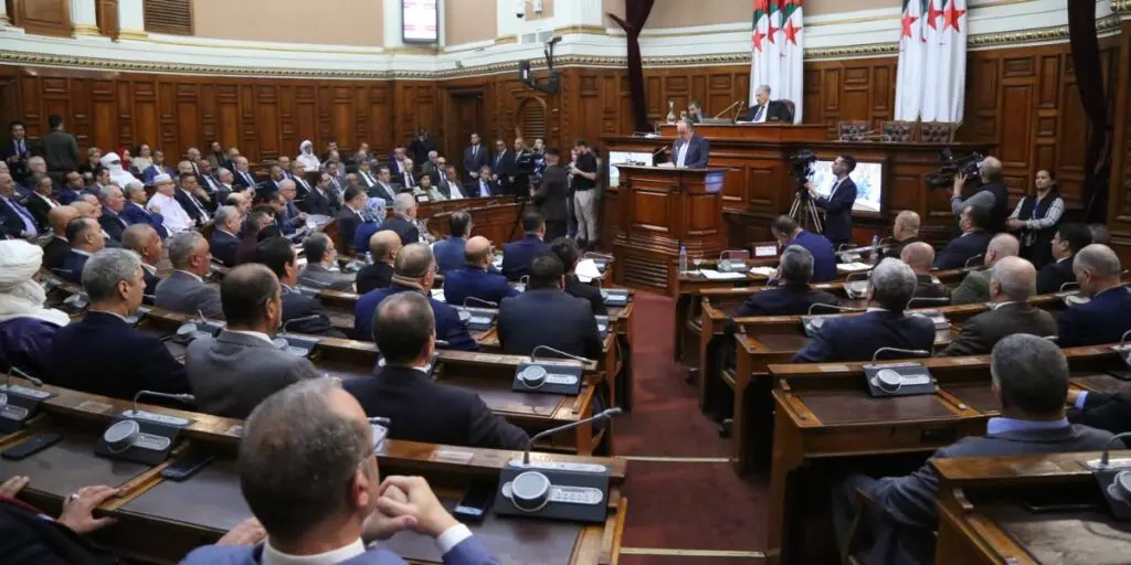 Loi de finances 2025 : Quelles mesures pour soutenir l’économie algérienne ?