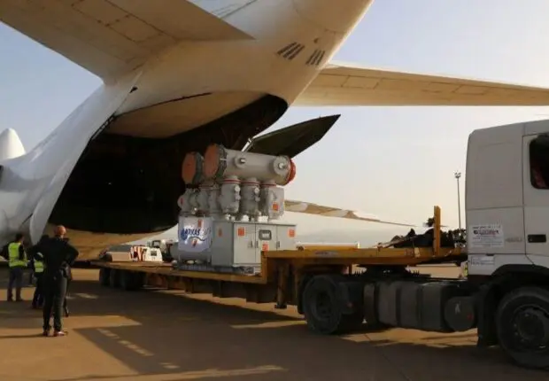 L’Algérie réceptionne une cargaison d’équipements pour 5 stations de dessalement