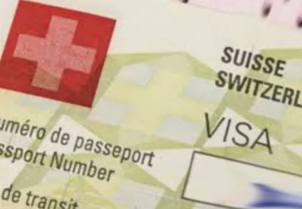 La Suisse ouvre ses portes aux étudiants : stage rémunéré et visa Schengen offert