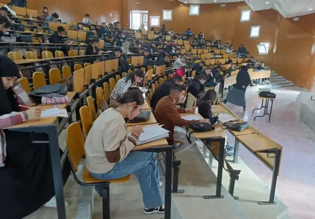 Bourses d’étude pour les Algériens: la Hongrie lance des programmes de master et doctorat