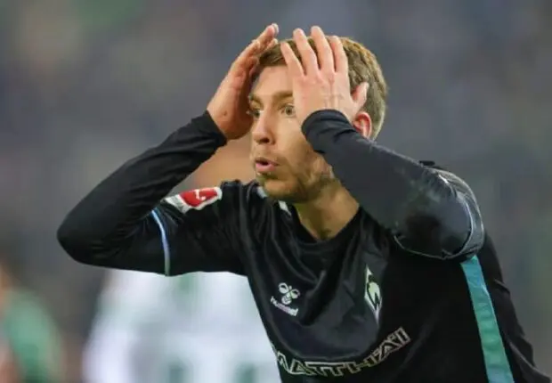 Non-convoqué par Petkovic, Mitchell Weiser exprime sa grande déception