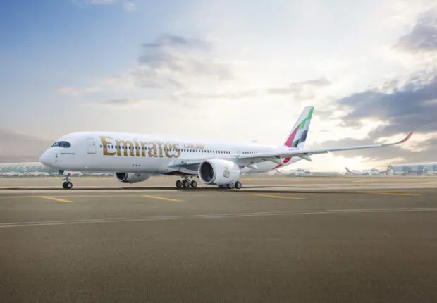 Emirates dévoile officiellement son premier avion A350