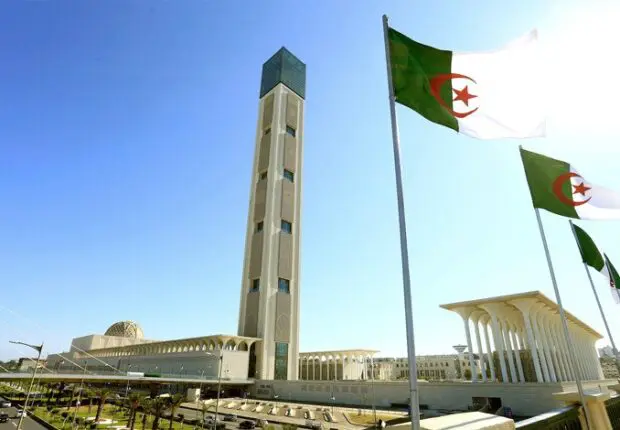 Accès à la salle de prière collective : Djamaâ El-Djazaïr annonce de nouveaux horaires