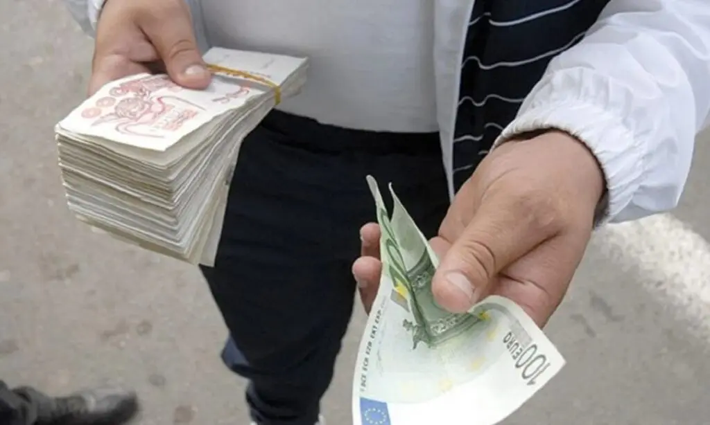 Évolution des devises en Algérie : instable sur le marché informel, où en est l’euro ce 24/12 ?