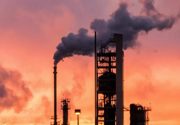 Production pétrolière : Une hausse attendue en 2025 et 2026