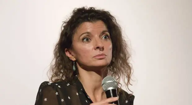 France 2 : une journaliste d’origine algérienne expose le fléau de la « soumission chimique »