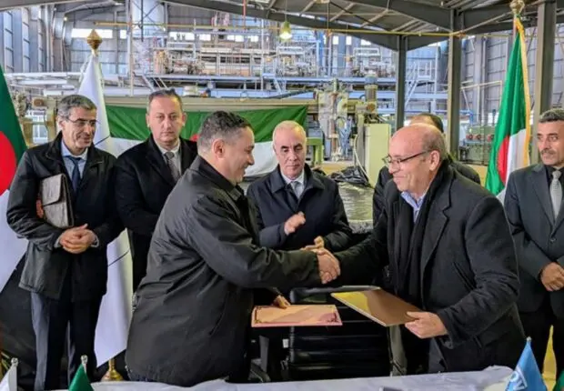 Fermée depuis 1998… Une usine de verre rouvre ses portes dans cette wilaya