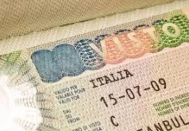 Il promettait des visas pour l’Italie à 170 millions… Un réseau cybercriminel démantelé à Alger