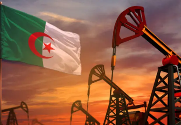 Pétrole : ce pays asiatique devance la France et devient le 1ᵉʳ client de l’Algérie