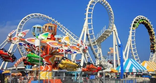 Des milliards détournés dans des projets de loisir : L’ancien ministre Khammari devant la justice