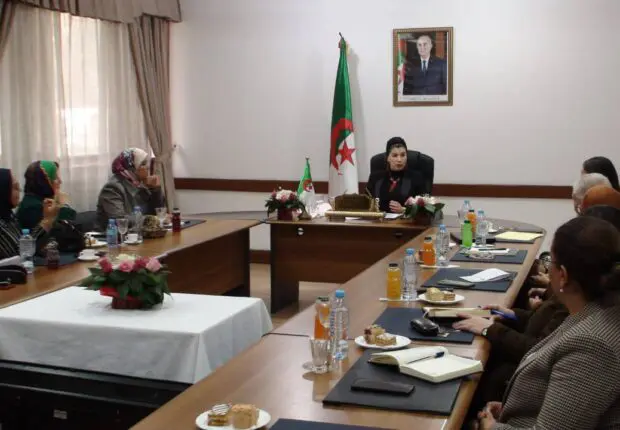 L’Algérie lance une stratégie nationale pour renforcer la protection des femmes