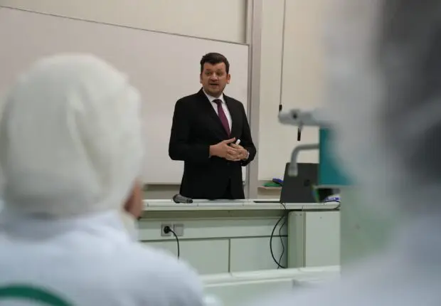 Formation professionnelle : 426 spécialités adaptées au marché du travail