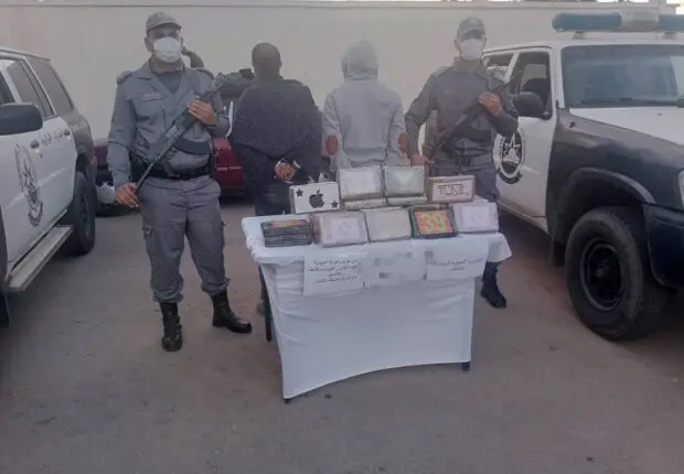 Chlef : 28 kg de cocaïne dissimulés dans un réservoir de voiture ! (VIDÉO)