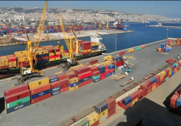 Travail en continu : Vague de recrutements dans les ports algériens pour une activité 24h/24