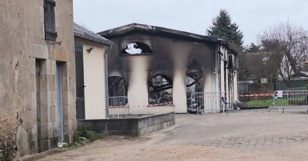 France : une mosquée ravagée par un « incendie criminel » à la veille du Ramadan