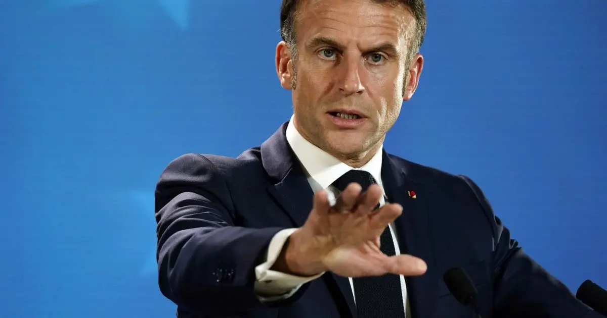 Crise Algérie – France : Emmanuel Macron veut calmer le jeu