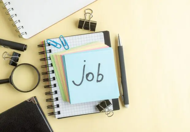 Travail en Europe : ce secteur est celui qui recrute le plus en 2025, voici les métiers recherchés