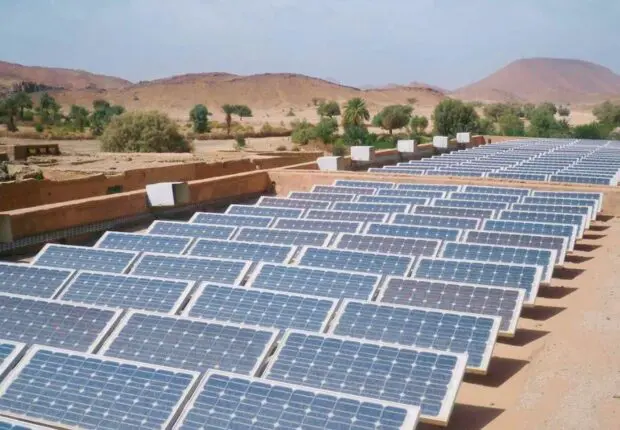 Combien coûtent les panneaux solaires en Algérie en 2025 ?