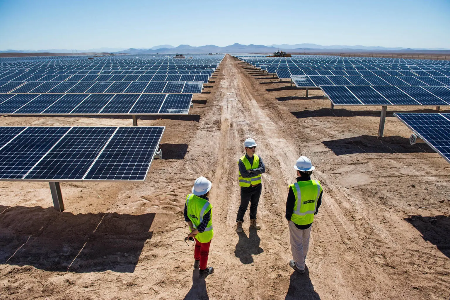 200 MW – La plus grande centrale solaire d’Algérie entre en chantier