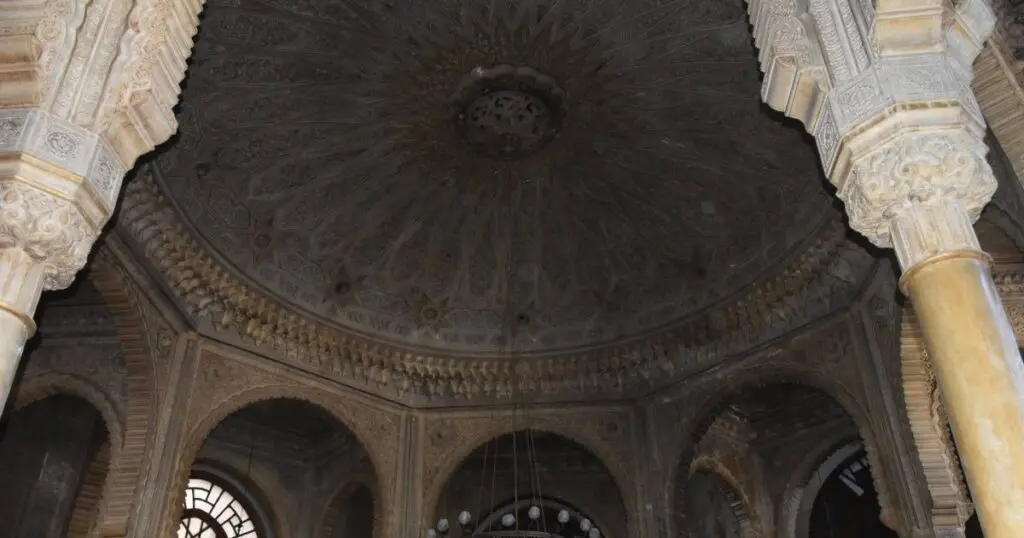 La Grande Poste d’Alger retrouve son éclat : un vaste chantier de restauration lancé