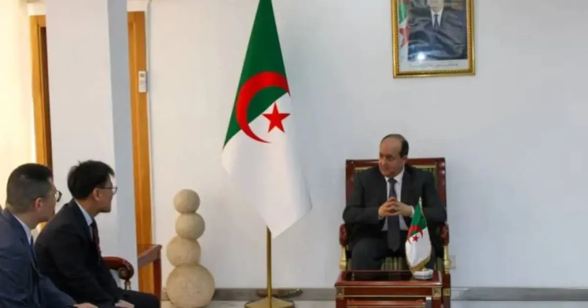 Cimenterie de Djelfa : Sifi Ghrieb accélère la relance avec le chinois CSCEC