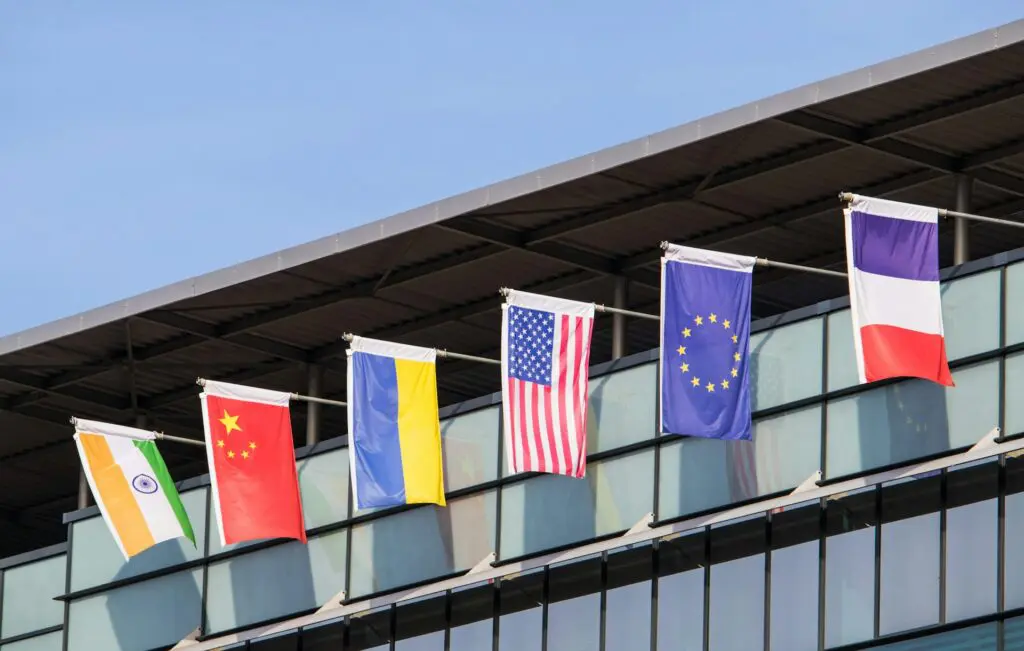Guerres commerciales, fragmentation géopolitique, ralentissement de la croissance et reprise de l’inflation mondiale en 2025