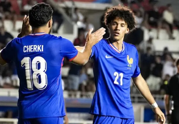 « Pas question de courir après Cherki et Akliouche », un international algérien