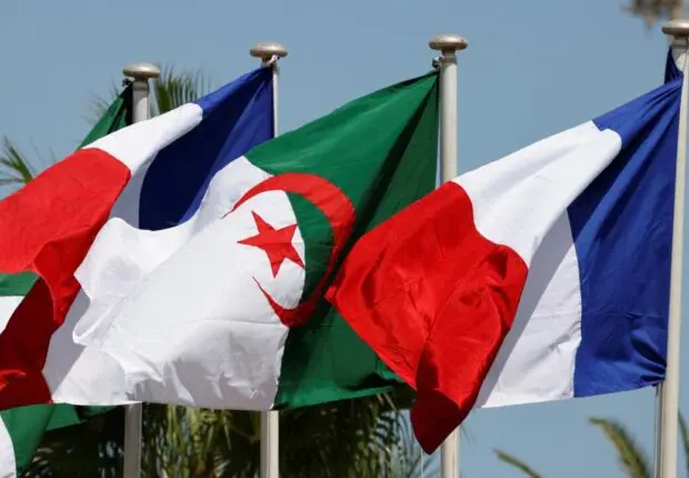 Crise diplomatique Paris – Alger : les patrons français tirent la sonnette d’alarme
