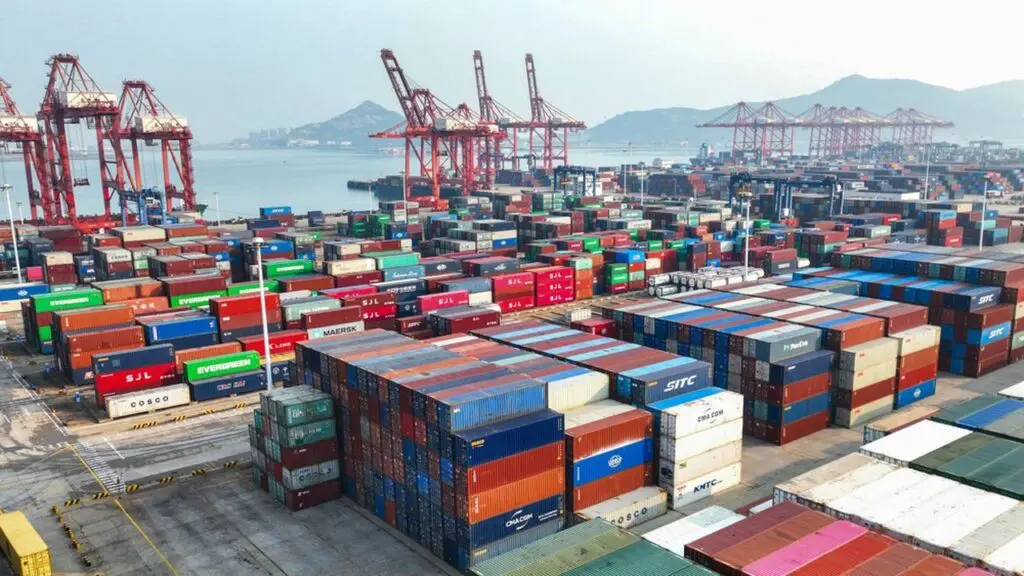 Saisie inédite au port d’Oran : 20 conteneurs de produits interdits à caractère immoral