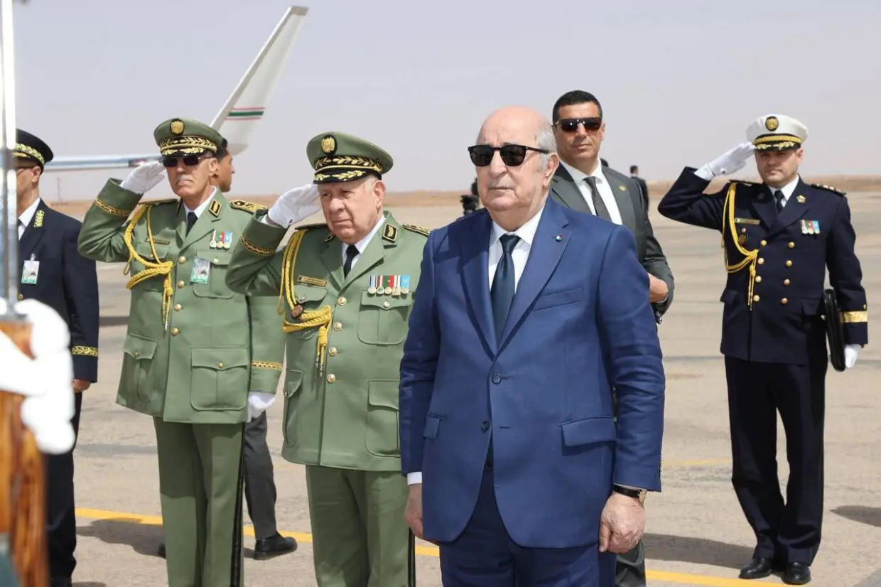 Tebboune inaugure deux projets clés à Béchar