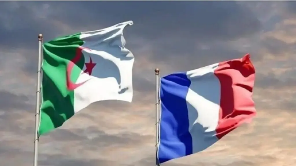 Algérie – France : Attaf reçoit un appel de son homologue français