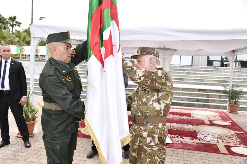 Le général Chanegriha nomme un nouveau commandant à la tête de la Gendarmerie nationale