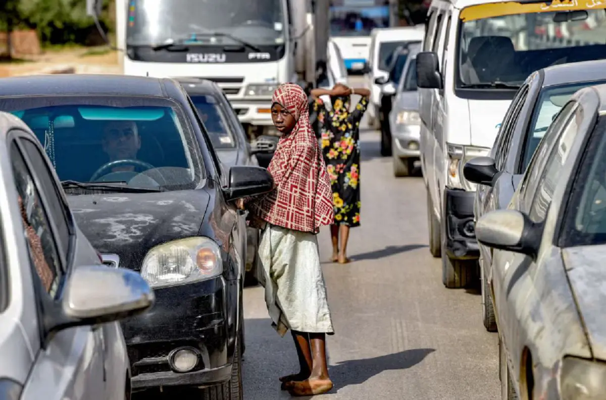 « L’Algérie aux Algériens » : les migrants subsahariens visés par des hashtags racistes