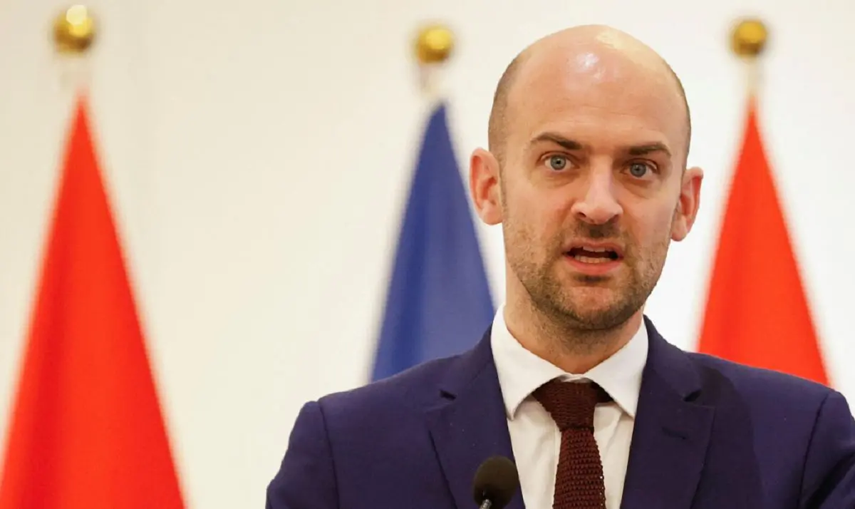 Tensions avec la France : Paris annonce le renvoi de nouveaux diplomates algériens