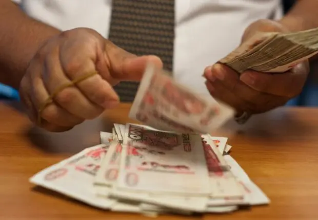 Salaires dans le monde arabe en 2025 : quelle place pour l’Algérie ?